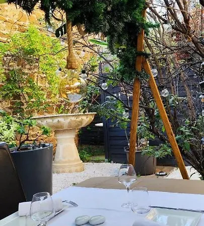 فندق Logis Restaurant Entre Nous 3*