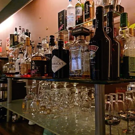 Logis Restaurant Entre Nous فندق Langeac
