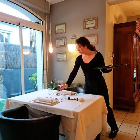 فندق Logis Restaurant Entre Nous