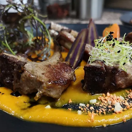 Logis Restaurant Entre Nous فندق